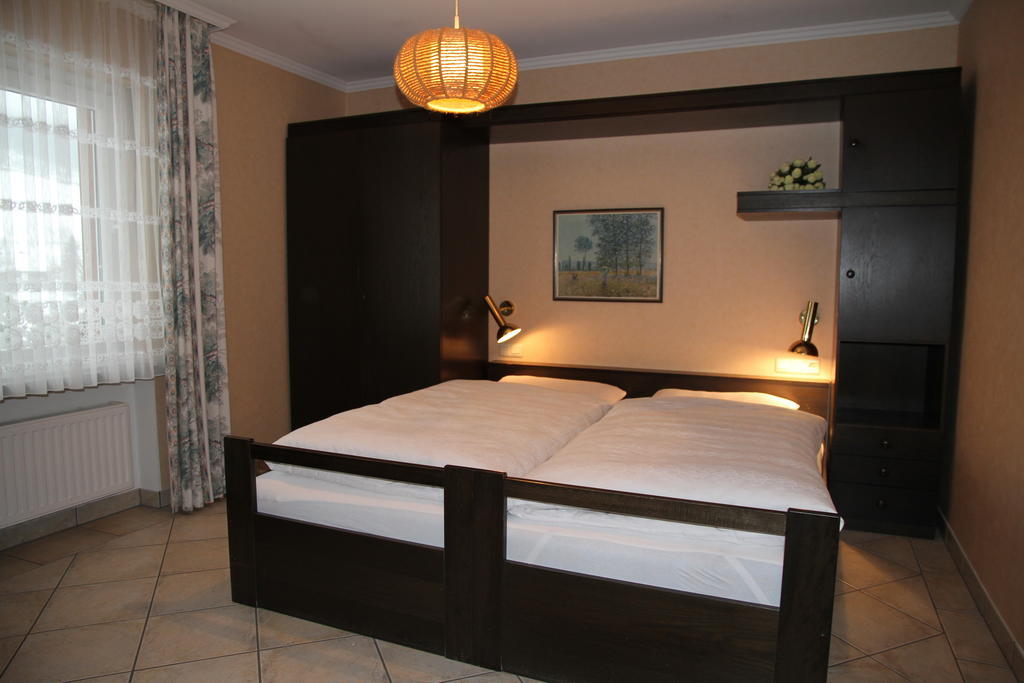 Ferienwohnung Buecker Schmallenberg Kamer foto